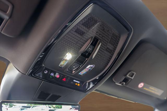 2025 Cadillac iQ Luxury 3 RWD