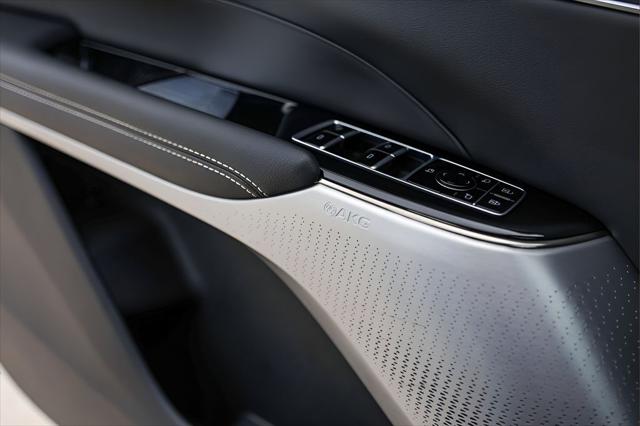 2025 Cadillac iQ Luxury 3 RWD