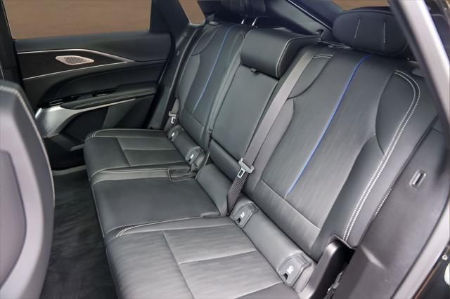 2025 Cadillac iQ Luxury 3 RWD