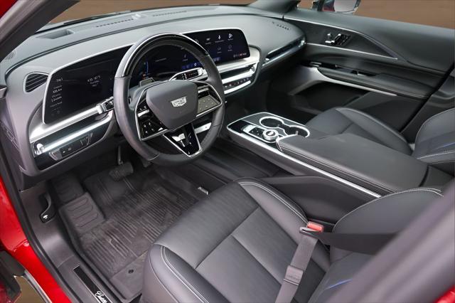 2025 Cadillac iQ Luxury 3 RWD