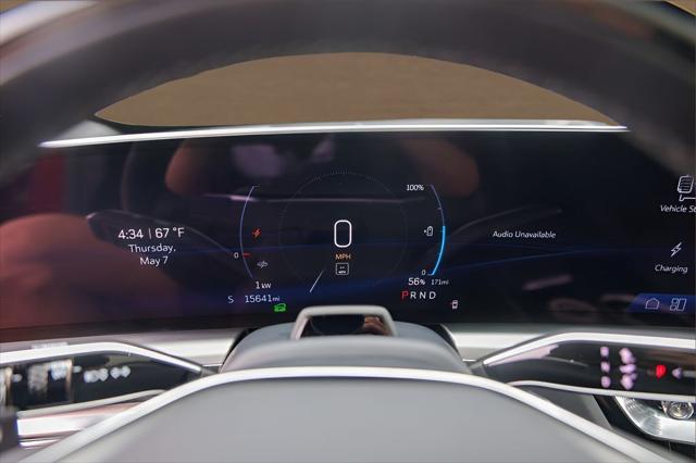 2025 Cadillac iQ Luxury 3 RWD