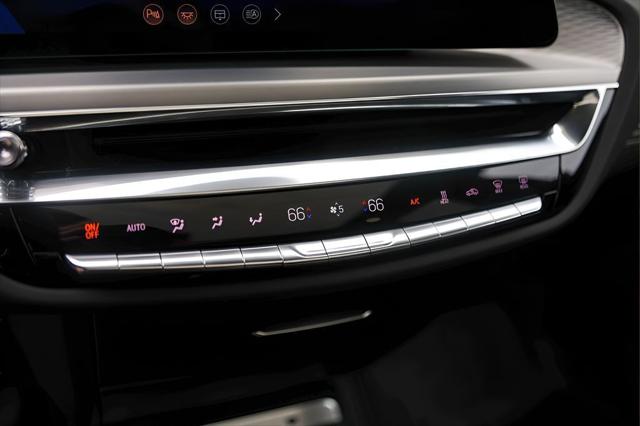 2025 Cadillac iQ Luxury 3 RWD
