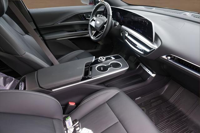 2025 Cadillac iQ Luxury 3 RWD