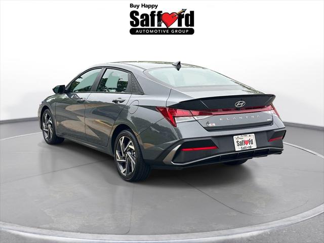 2025 Hyundai Elantra Hybrid SEL Sport