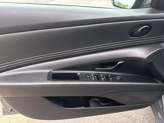 2025 Hyundai Elantra Hybrid SEL Sport