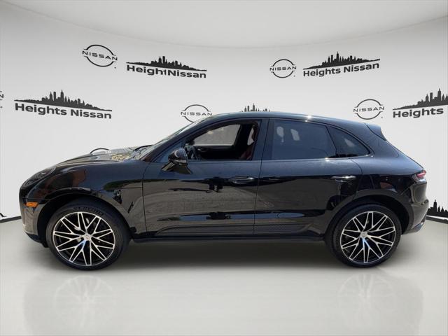2023 Porsche Macan T