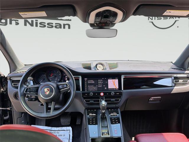 2023 Porsche Macan T