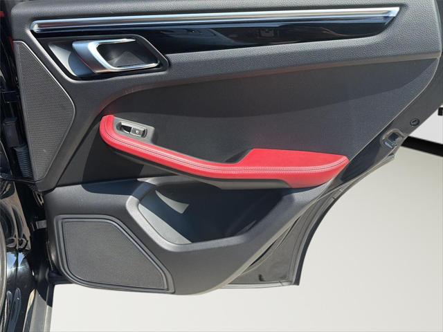 2023 Porsche Macan T