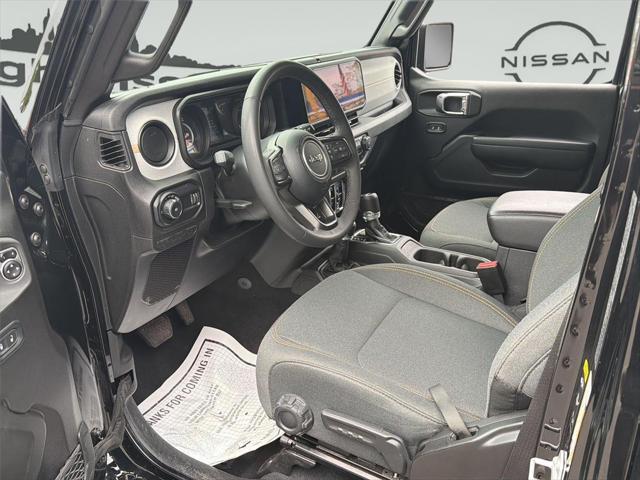 2025 Jeep Wrangler 4-Door Summit 4x4