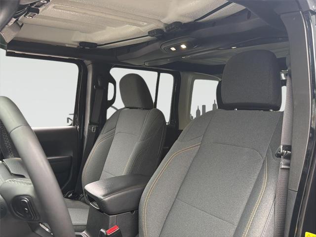 2025 Jeep Wrangler 4-Door Summit 4x4