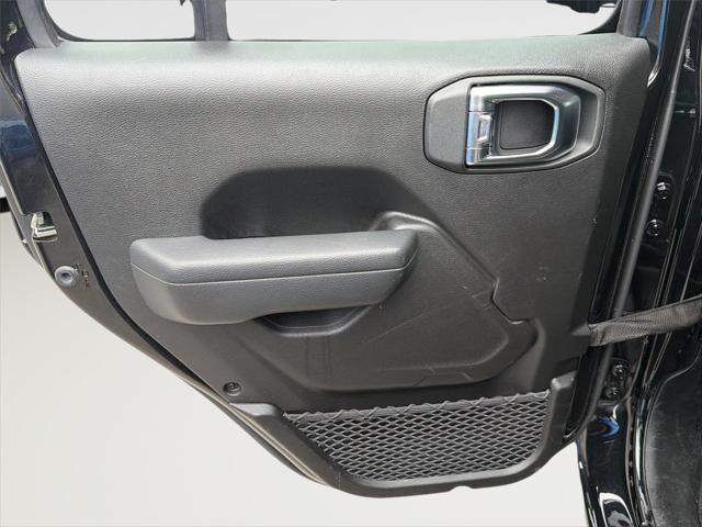 2025 Jeep Wrangler 4-Door Summit 4x4