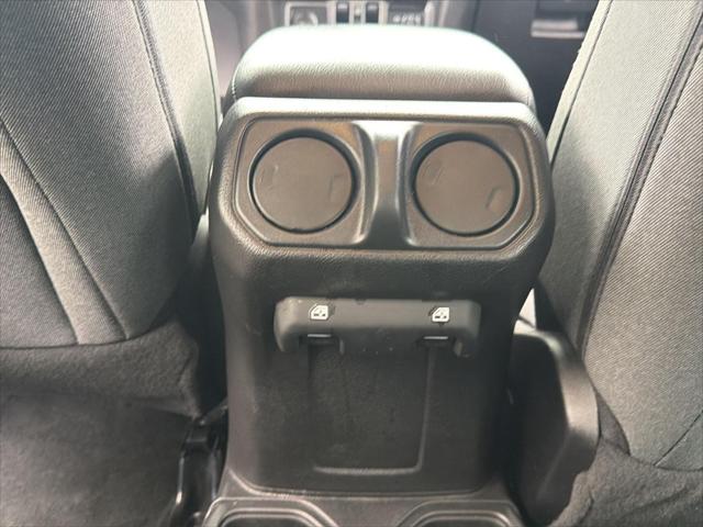 2025 Jeep Wrangler 4-Door Summit 4x4