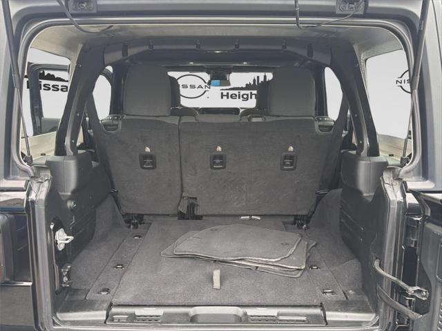 2025 Jeep Wrangler 4-Door Summit 4x4