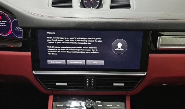 2023 Porsche Cayenne Platinum Edition
