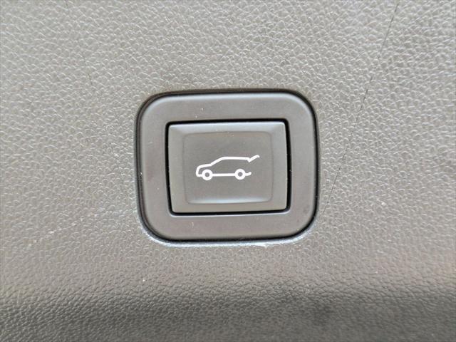 2024 GMC Yukon 4WD Denali