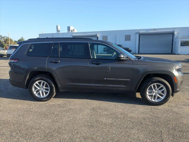 2024 Jeep Grand Cherokee L Laredo 4x2