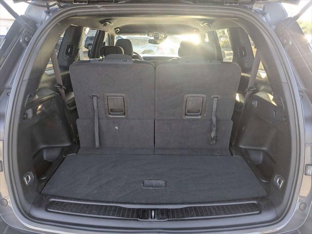 2024 Jeep Grand Cherokee L Laredo 4x2
