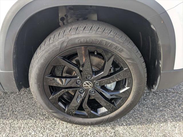 2024 Volkswagen Taos 1.5T SE