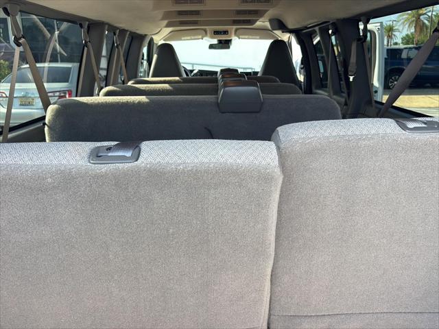 2025 Chevrolet Express Passenger RWD 3500 Extended Wheelbase LT