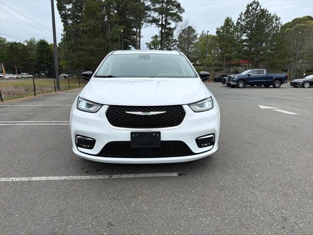 2024 Chrysler Pacifica Hybrid Select 2024 Chrysler Pacifica Hybrid Select