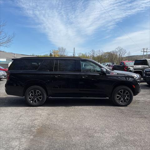 2023 Chevrolet Suburban 4WD Z71