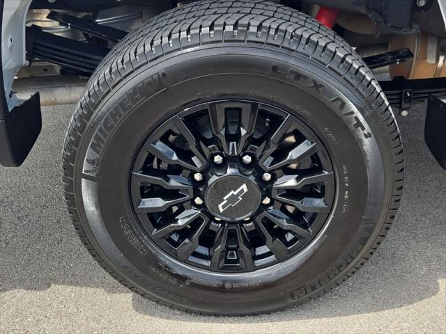 2024 Chevrolet Silverado 3500HD 4WD Crew Cab Standard Bed LT