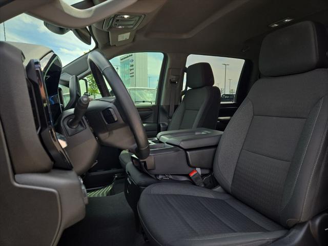 2024 Chevrolet Silverado 3500HD 4WD Crew Cab Standard Bed LT