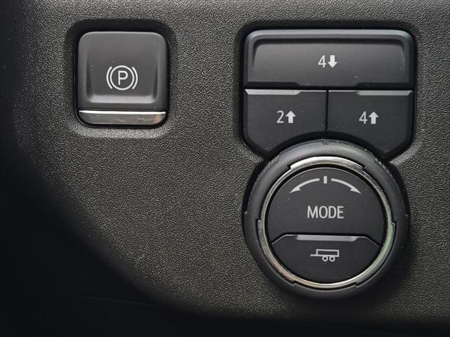 2024 Chevrolet Silverado 3500HD 4WD Crew Cab Standard Bed LT
