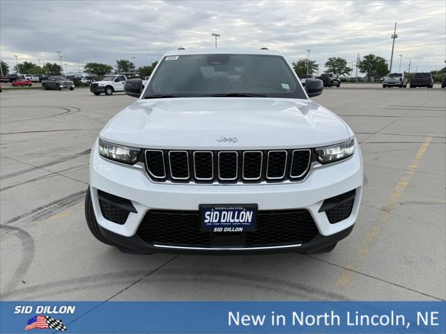 2026 Jeep Grand Cherokee GRAND CHEROKEE LAREDO X 4X4