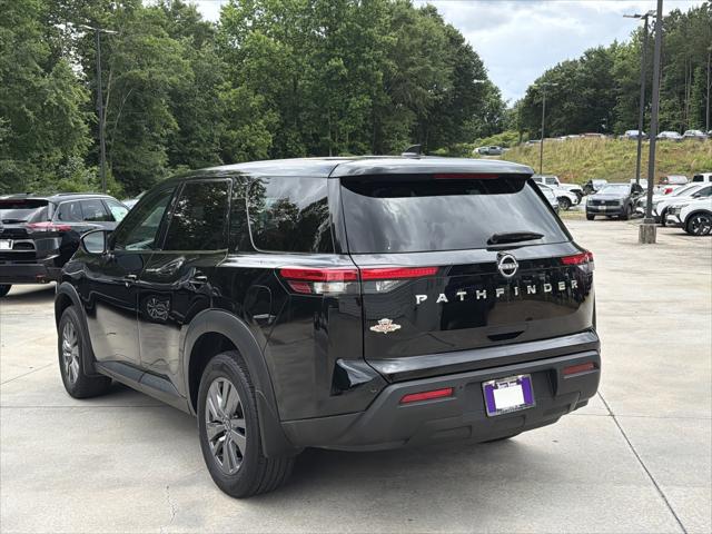 2025 Nissan Pathfinder S FWD