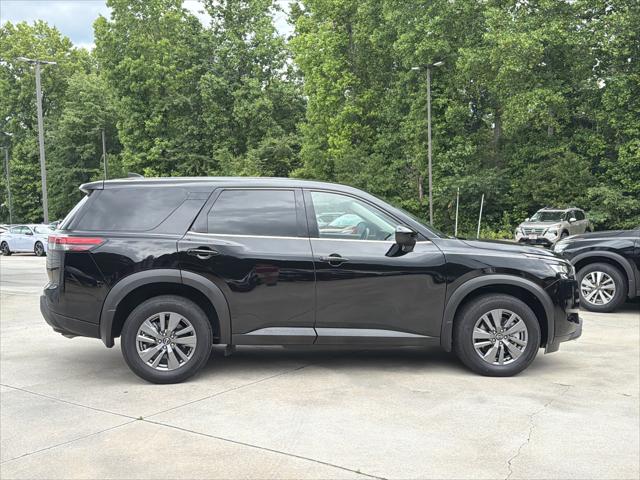 2025 Nissan Pathfinder S FWD