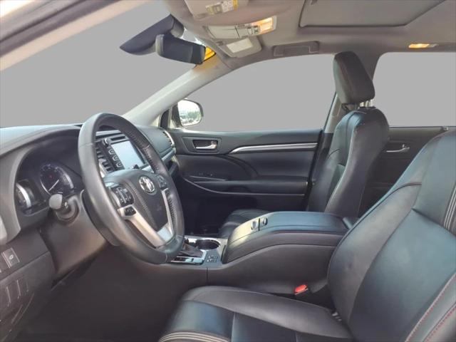 2019 Toyota Highlander SE