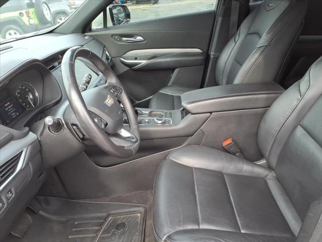 2022 Cadillac XT4 AWD Premium Luxury