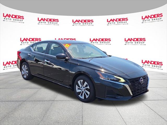 2023 Nissan Altima S FWD for sale in Southaven, MS