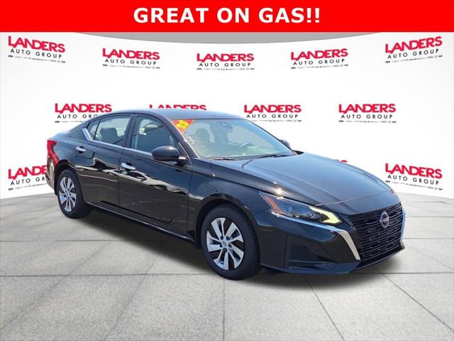 2023 Nissan Altima S FWD for sale in Southaven, MS