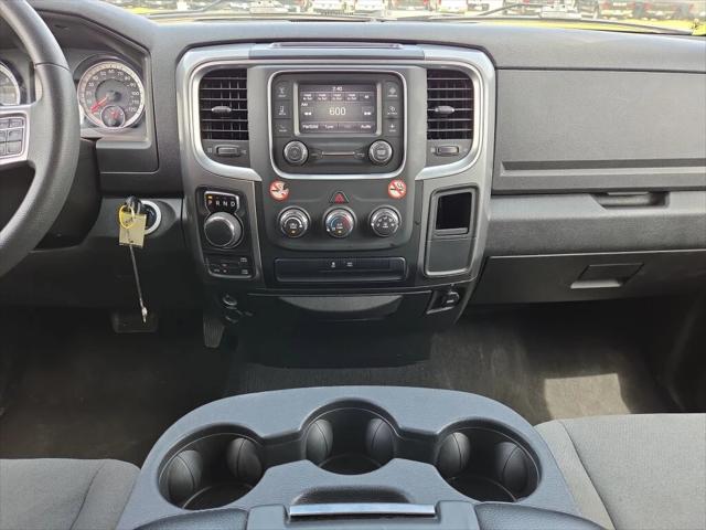 2024 Ram 1500 Classic SLT Quad Cab 4x4 64 Box