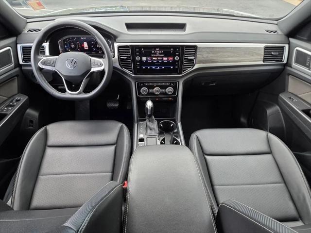 2023 Volkswagen Atlas Cross Sport 2.0T SE w/Technology