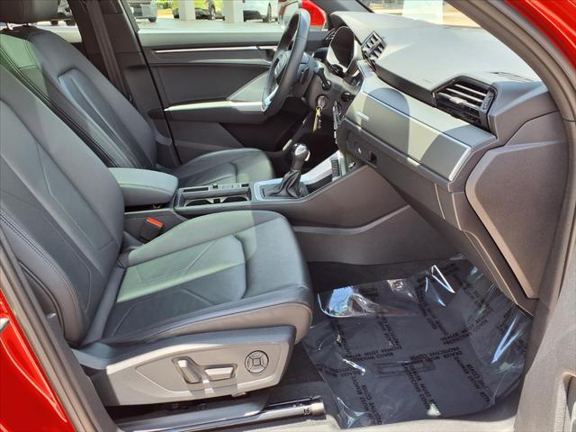 2025 Audi Q3 Premium 45 TFSI S line quattro Tiptronic