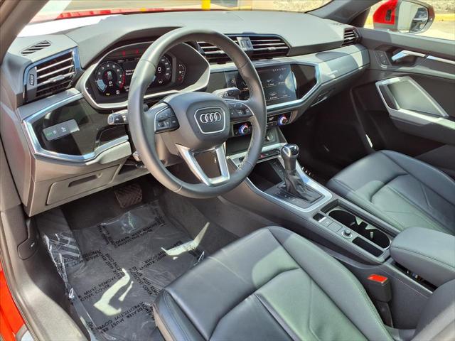 2025 Audi Q3 Premium 45 TFSI S line quattro Tiptronic