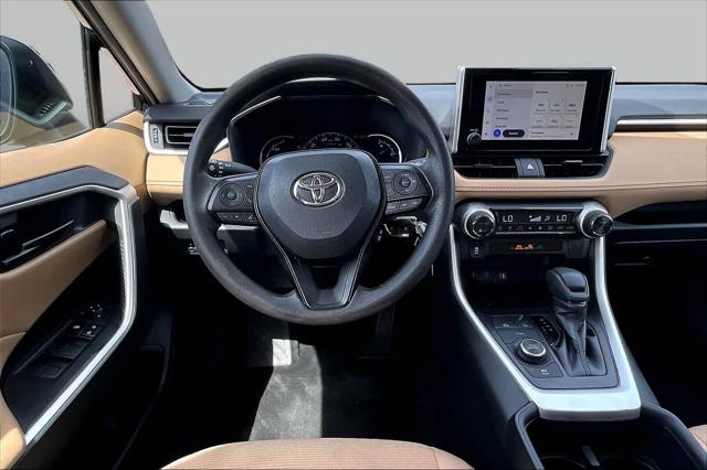 2023 Toyota RAV4 Hybrid LE