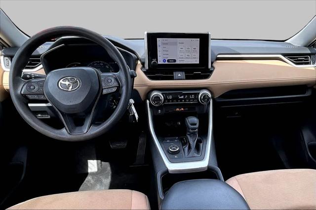 2023 Toyota RAV4 Hybrid LE