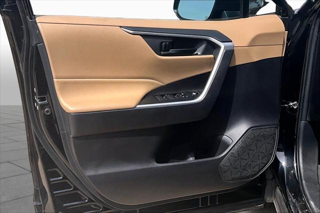 2023 Toyota RAV4 Hybrid LE