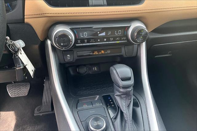 2023 Toyota RAV4 Hybrid LE