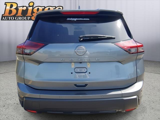 2025 Nissan Rogue SV FWD