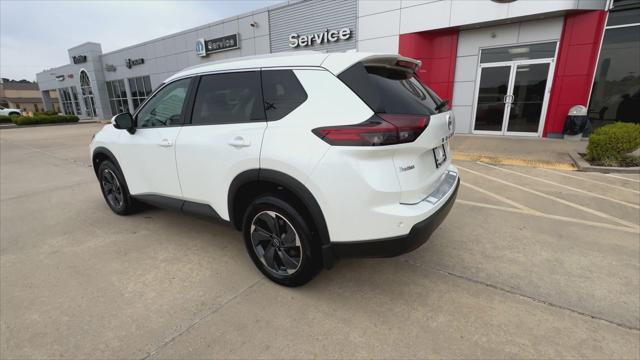 2025 Nissan Rogue SV FWD