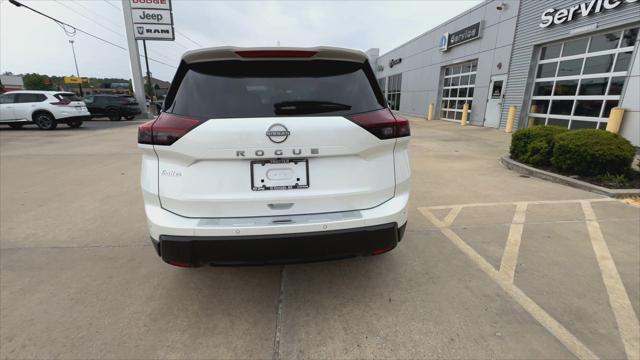 2025 Nissan Rogue SV FWD