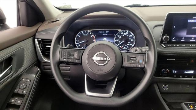 2022 Nissan Rogue SV FWD
