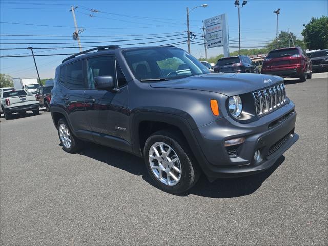 2021 Jeep Renegade Latitude 4x4 2021 Jeep Renegade Latitude 4x4