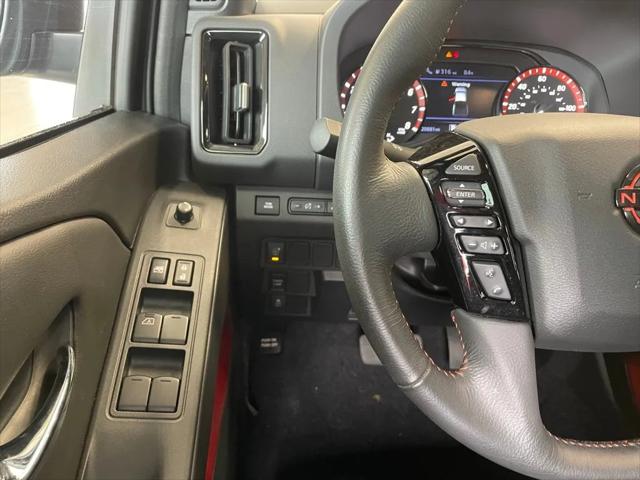 2025 Nissan Frontier Crew Cab PRO-X 4x2