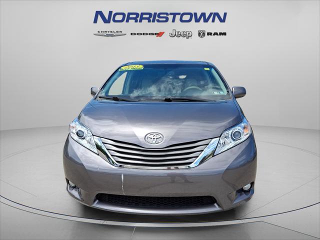2013 Toyota Sienna XLE V6 8 Passenger
